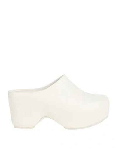 Givenchy Woman Mules & Clogs Ivory Size 6 Calfskin In White