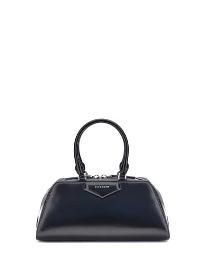 Givenchy Women Antigona East-west Small Handbag In Black