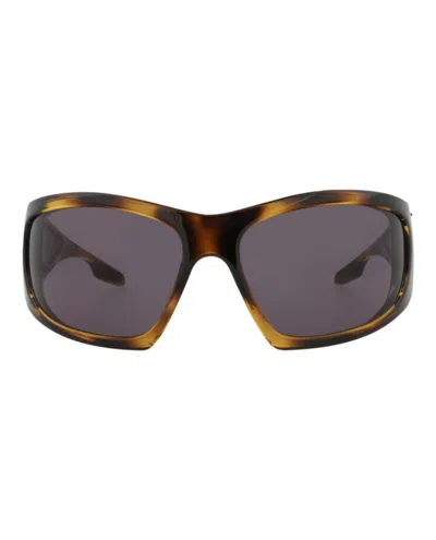 Pre-owned Givenchy Women's  Shieldframe Injection Sunglasses In Havana Havana Smoke (gv40051i/67/56a)