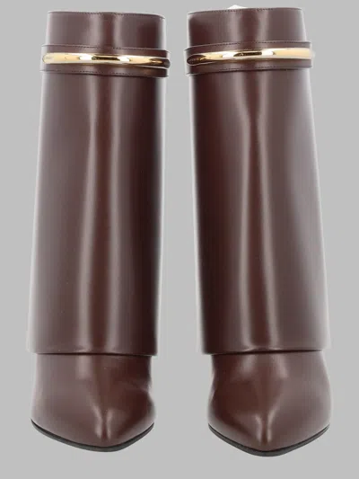 Givenchy Women's Logo Detail Boots In Burgundy