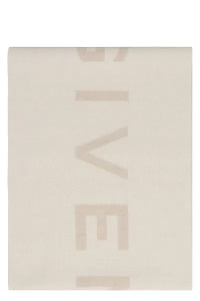 Givenchy Wool And Cashemre Scarf In White