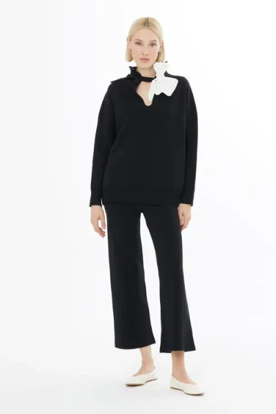 Gizia Floral Detail Long-sleeve Knit Blouse In Black