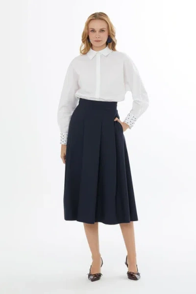 Gizia Pleated Skirt With Back Concealed Zip Closure In Blue