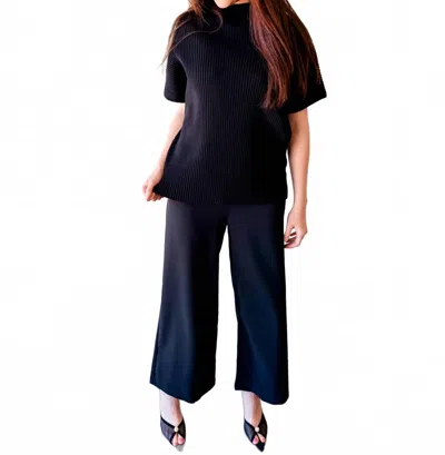 Glam Addison Ribbed Mock Neck Top In Black In Blue