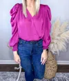 Glam Leah Puff Sleeve Top In Plum In Pink