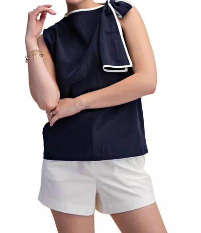 Glam Side Tie Top In White /navy In Blue