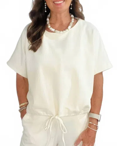 Glam The Kelsi Top In Cream In White