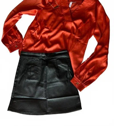 Glam Women's V-neck Long Sleeve Blouse In Red In Black