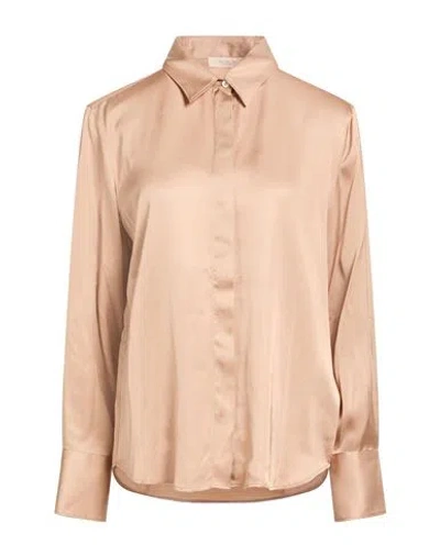 Glanshirt By Slowear Woman Shirt Camel Size 10 Viscose In Sand