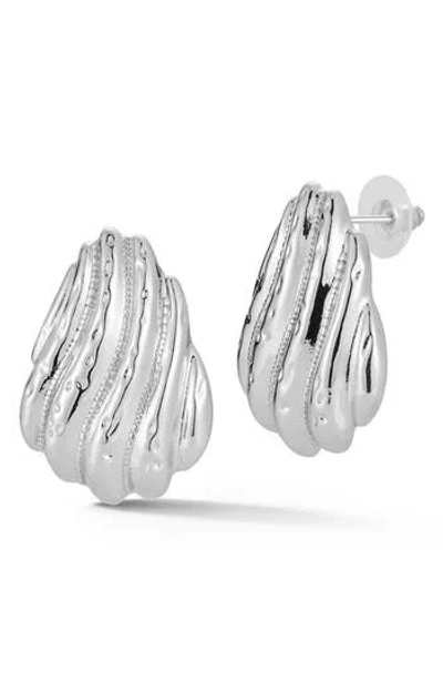 Glaze Jewelry Textured Shell Stud Earrings In Metallic