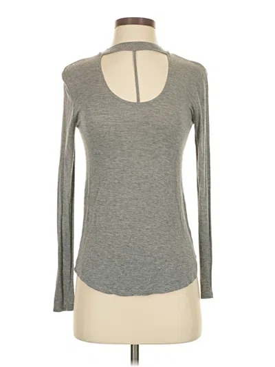Pre-owned Glitz Long Sleeve Top Gray Keyhole Neckline Tops