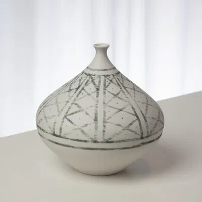 Global Views Grenz Vase-hand Painted-sm In White