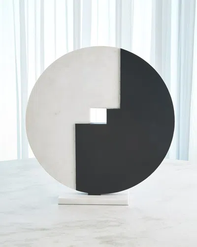 Global Views Stone Medallion Sculpture In Black/white