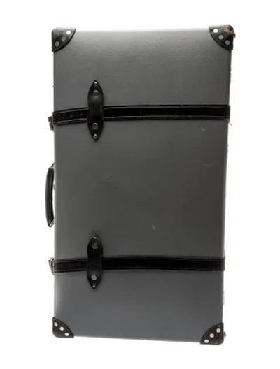 Pre-owned Globe-trotter Leather Luggage Trunk. In Silver