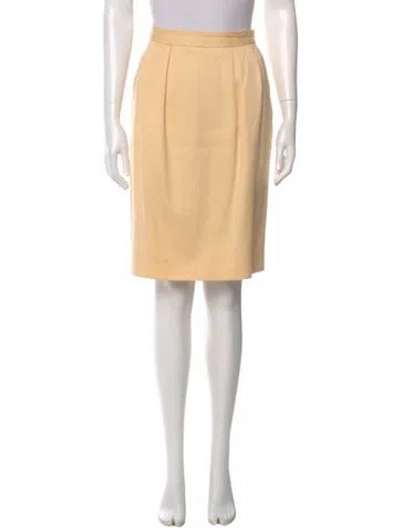 Pre-owned Gloria Sachs Knee-length Skirt In Yellow