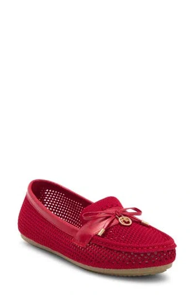 Gloria Vanderbilt Madeleine Slip On Loafer In Red