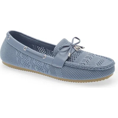 Gloria Vanderbilt Reese Boat Shoe In Blue