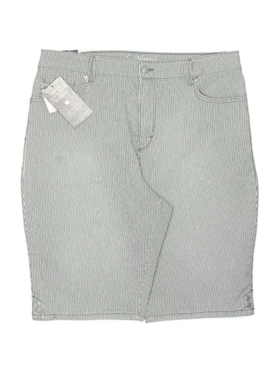 Pre-owned Gloria Vanderbilt Shorts In Gray