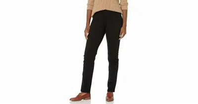 Gloria Vanderbilt Women's Amanda Jeans In Avg/scottsdale Wash In Black