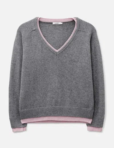 Glowny Raccoon Hazy Layered V-neck Knit In Gray