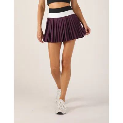 Glyder Point Skirt In White