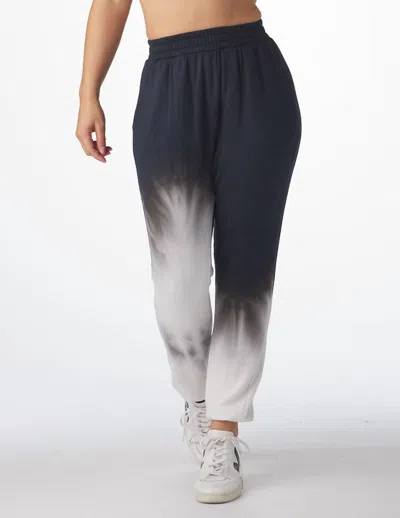 Glyder Powder Jogger In Yin Dye In Black