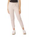 Glyder Serene Jogger In Oatmilk Marble In Neutral