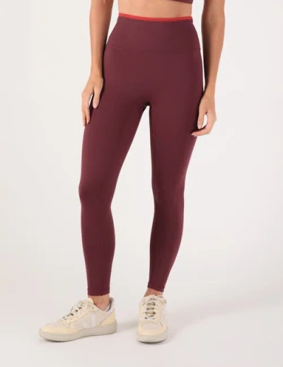Glyder Vault Legging In Burgundy