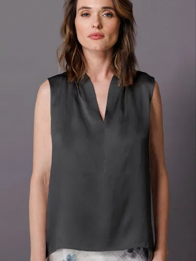 Go By Go Silk Go To Shell Top In Black In Green