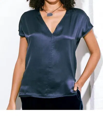 Go By Go Silk Raw Revisited Tee In Storm In Blue