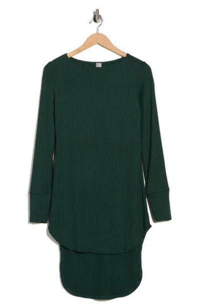 Go Couture Boat Neck High Low Sweater In Green
