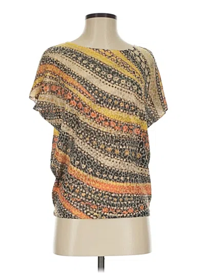 Pre-owned Go Couture Short Sleeve Blouse In Gold