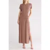 Go Couture Short Sleeve Hoodie Dress In Cocoa