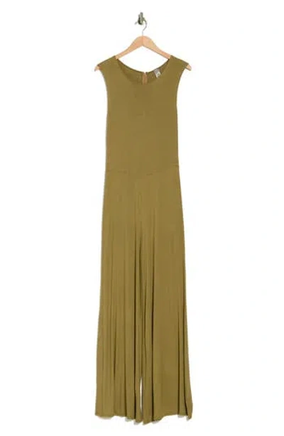 Go Couture Sleeveless Wide Leg Jumpsuit In Olive Moss