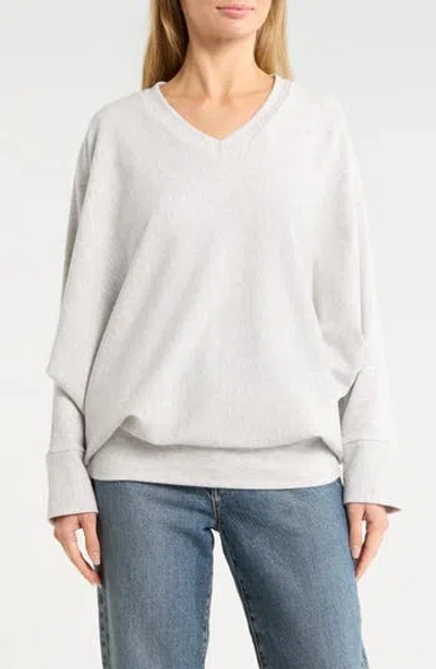 Go Couture V-neck Dolman Tunic Sweater In White