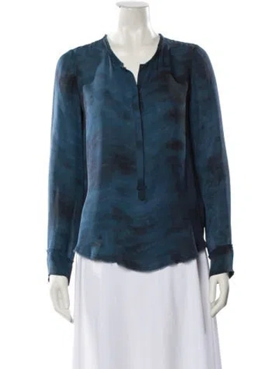 Pre-owned Go Silk Silk Tie-dye Print Blouse In Blue