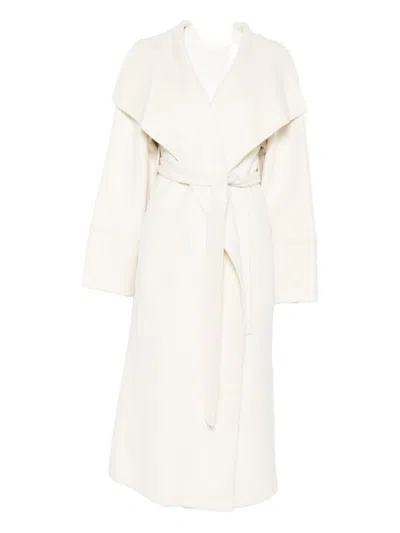 Goat Wool And Cashmere Coat In White