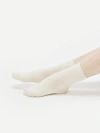 Gobi Cashmere Basic Socks In White