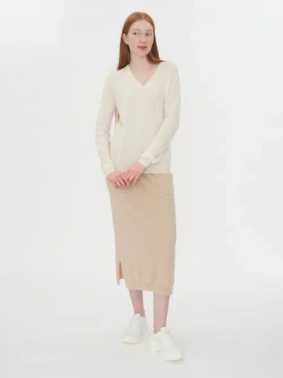 Gobi Cashmere V-neck Sweater In Marshmallow