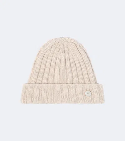 God's True Cashmere Ribbed-knit Cashmere Beanie With Moonstone In Beige