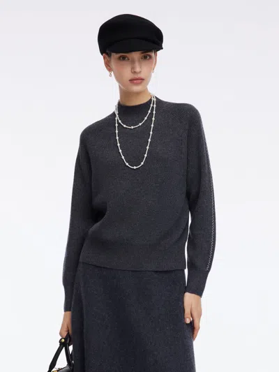 Goelia 100% Wool Stitch Trim Women Sweater In Blue