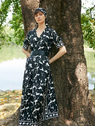 Goelia 14 Momme Mulberry Silk Iris Print Women Maxi Dress With Belt In Black