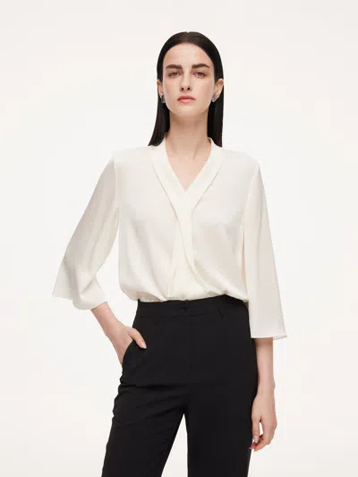 Goelia 22mm Mulberry Silk Tie Neck Women 3/4 Sleeve Blouse In Neutral