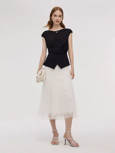 Goelia Adjustable Hem Knit Top And Mesh Pleated Skirt Two-piece Set In Black