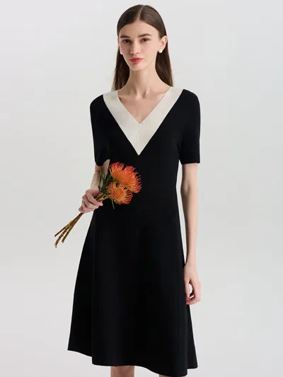 Goelia Contrast V-neck Slim Knitted Women Midi Dress In Black