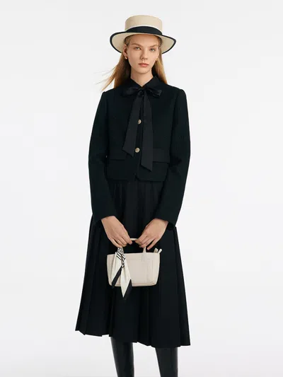 Goelia Crop Jacket With Flaps And Half Skirt Two-piece Suit In Black