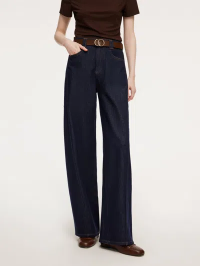 Goelia Denim Curved-leg Women Jeans With Leather Belt In Blue