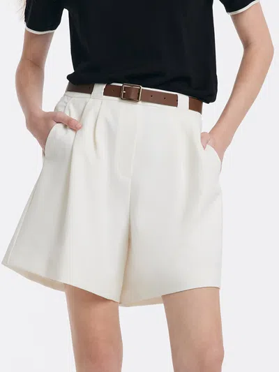 Goelia White Loose A-line Shorts With Belt