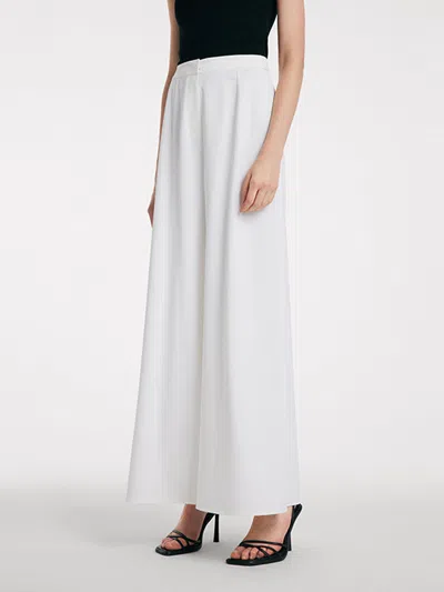Goelia Wide Leg Full Length Pants In White