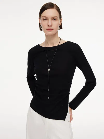 Goelia Wool Blend Asymmetrical Hem Women Knit T-shirt With Detachable Lariat Necklace In Black